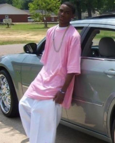 Soulja Boy & his super oversized shirts. Boy Meme, Soulja Boy, Oversized Shirts, Boy Fits, Oversized Shirt, Fashion Ideas, Boy Outfits, Memes, Quick Saves