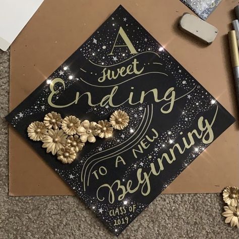 Graduation cap that says “a sweet ending to a new beginning” with gold flowers Bsn Graduation Cap, Education Graduation Cap, Teacher Graduation Cap, Disney Graduation Cap, Funny Graduation Caps, Creative Graduation Caps, Creative Ideas To Make, Nurse Graduation Cap, Disney Graduation