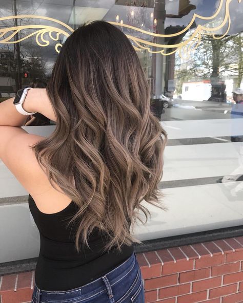 Mushroom Brown Hair With Caramel Highlights, Dark Brown Hair Faded Into Light Brown, Beige Blond Balayage Brunette, Balayage Fine Hair Brown, Long Mushroom Brown Hair, Sand Highlights Brown Hair, Subtle Burgundy Balayage, Winter Highlights And Lowlights, Brown Ombre Hair With Bangs