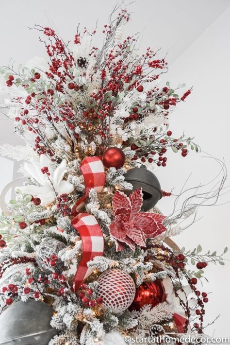 Change up your traditional Christmas tree toppers by creating your own! Simple and extremely affordable DIY project this holiday season. Christmas Tree Decor Ideas 2023, Red And White Christmas Tree, Christmas Tree Decorations Ribbon, White Christmas Tree Decorations, At Home Decor, Diy Christmas Tree Topper, Tree Inspiration, Flocked Christmas Trees Decorated, Red And White Christmas