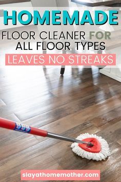 Homemade Laminate Wood Floor Cleaner, Laminate Wood Flooring Cleaning, Wood Floor Cleaning Hacks, Wood Floor Cleaner Diy, Best Floor Cleaning Solution, Floor Cleaning Recipe, Cleaning Floors With Vinegar, Homemade Floor Cleaner, Cleaning Laminate Wood Floors