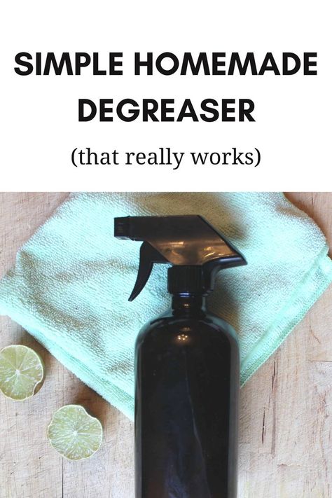 An amber spray bottle on a microfibre cloth next to two limes. The text reads simple homemade degreaser that really works. Homemade Degreaser, Kitchen Degreaser, Amber Spray Bottle, Grease Cleaner, Nontoxic Cleaning, Natural Cleaning Solutions, Natural Cleaning Recipes, Kitchen Spray, Essential Oil Spray