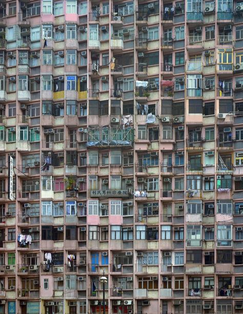 Michael Wolf — Architecture of Density Serge Najjar, Michael Wolf, Urban Architecture, A Level Art, Urban Environment, Foto Art, Urban Life, Old Building, Abstract Photography