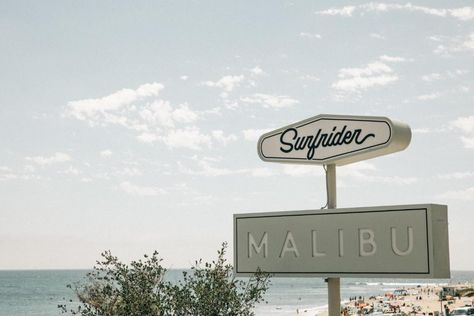 Malibu Hotel, Surfrider Malibu, Wallpapers Macbook, Wallpaper Macbook, Wallpaper Estetika, Robb Report, Malibu Beaches, Mac Wallpaper, Wallpaper Laptop