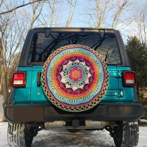 Crochet Tire Cover, Crochet Spare Tire Cover, Cool Jeep Accessories, Car Motivation, Garden Crochet, Feminine Things, Jeep Wheels, Car Interior Diy, Green Jeep