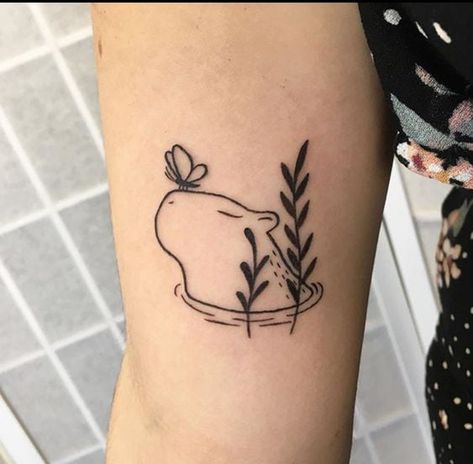 Capybara Tattoo, See Tattoo, Geniale Tattoos, Cute Little Tattoos, Cute Tiny Tattoos, Aesthetic Tattoo, Little Tattoos, Dope Tattoos, Simplistic Tattoos