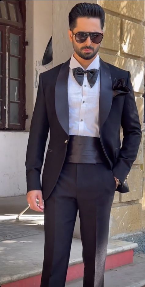 Best Wedding Suits For Men, Coat Pant For Men, Wedding Suits Men Black, Indian Wedding Suits Men, Suits Ideas, Best Wedding Suits, Groom Dress Men, Stylish Mens Suits, Blazer Outfits Men