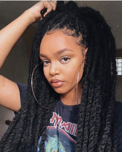 16 Inch Marley Twist, Marley Twists Updo, Jumbo Marley Twists, Long Marley Twists, Big Twist Braids Hairstyles, Marley Twist Hairstyles, Sleek Braided Ponytail, Marley Twist, Medium Short Haircuts