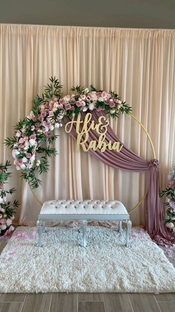 Simple Engagement Party Decorations, Wedding Decoration Idea, Ideas Wedding Decoration, Decoration Ideas Wedding, House Front Wall Design, Engagement Stage Decoration, Nikah Decor, Decoration Buffet, Mehendi Decor Ideas