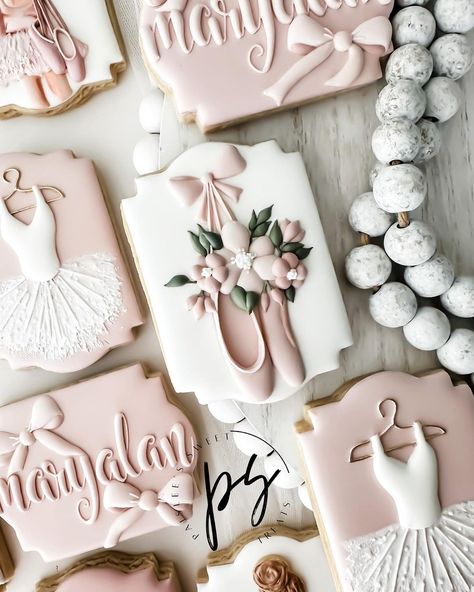 Here is the first close up of these adorable ballerina slippers! And of course you can’t go wrong with floral accents! 🩰🤍 . Ballerina… | Instagram Ballerina Instagram, Ballerina Baby Shower Theme, Ballerina Cupcakes, Ballerina Baby Showers, Bow Baby Shower, Baby Shower Theme Decorations, First Birthday Party Themes, Ballerina Dress, Ballerina Slippers