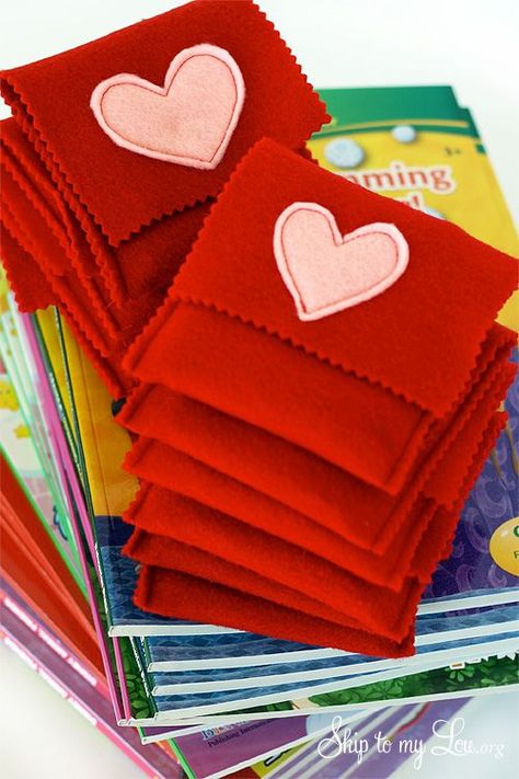 Waldorf Valentines Day, Crayon Pouch, Felt Valentine, Kindness Week, Skip To My Lou, Michaels Craft, Operation Christmas, Operation Christmas Child, Diy Felt