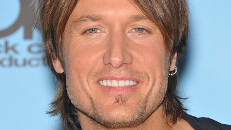 Keith Urban Tattoo, Phoenix Tattoo For Men, Phoenix Design, Country Music Stars, Country Stars, Keith Urban, Soul Mate, Red Carpet Event, Urban Wear