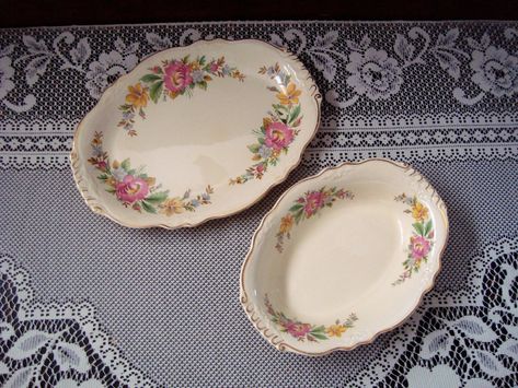 "Lovely vintage set of 2 serving platter & oval bowl by Homer Laughlin.  In the Virginia Rose pattern.  Lovely pink florals on eggshell beige china with gold trim on its scalloped edges.  Very good vintage condition. Made in USA Measurements are: Platter: 11.5\" x 8 5/8\" at widest point x 1\" deep Oval bowl: 9 1/8\" x 6.75\" at widest point x 2\" deep." Vintage Platters, Christmas China Patterns, Valuable Beanie Babies, Vintage Lampshades, Green China, Vintage Dishware, Pretty Dishes, Old Plates, Christmas China