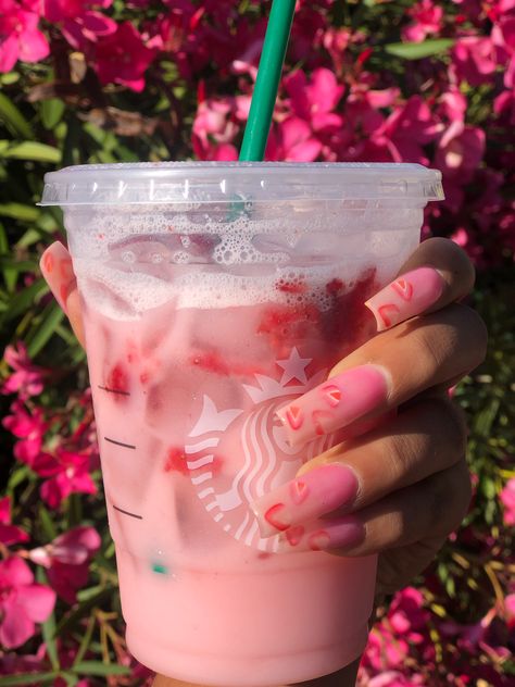 Pink Drink Nails, Starbucks Pink Drink, Nail Video, Food Nails, Cute Pink Nails, Strawberry Drinks, Pink Drink, Drip Nails, Pink Starbucks