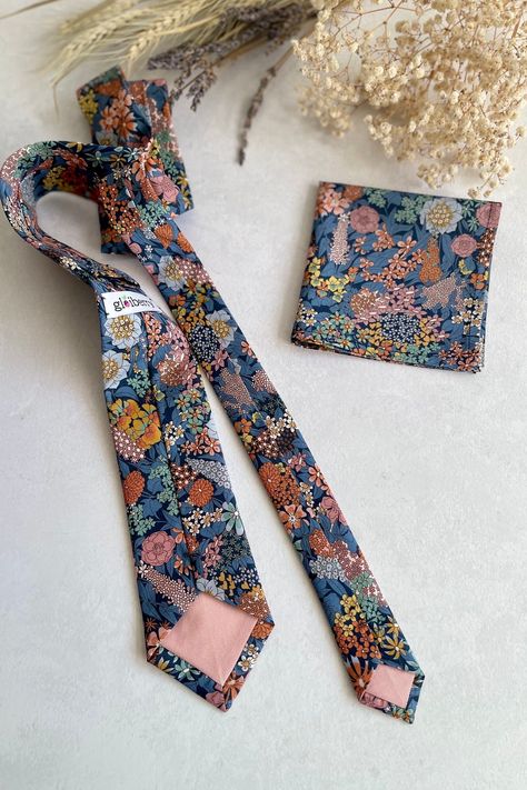 Wedding Floral Blue Tie and Pocket Square Set Necktie for - Etsy UK Floral Bowtie Groomsmen, Flower Ties Wedding, Floral Tie Groomsmen, Floral Tie Groom, Wedding Ties For Men, Jewel Tone Wedding Theme, Floral Tie Wedding, Groom Tie, Blue Floral Tie