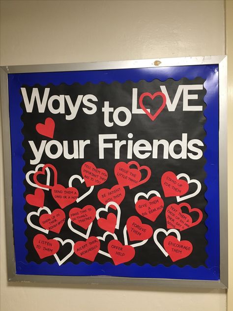 Friendship Day Bulletin Board Ideas, Valentines Door Decorations Classroom, Pinboard Ideas, Friendship Poster, Valentines Door, Prek Ideas, Valentine Door Decorations, Door Decs, Friendship Party