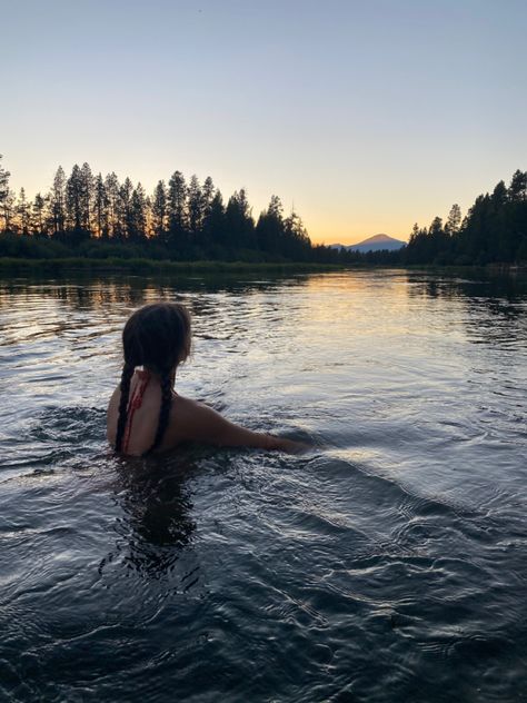 Alaska Summer Aesthetic, Kaiyah Core, Yashvi Core, Wellness Vibes, Oregon Summer, Alaska Summer, Dark Green Aesthetic, Summer Goals, Natural Hair Styles Easy