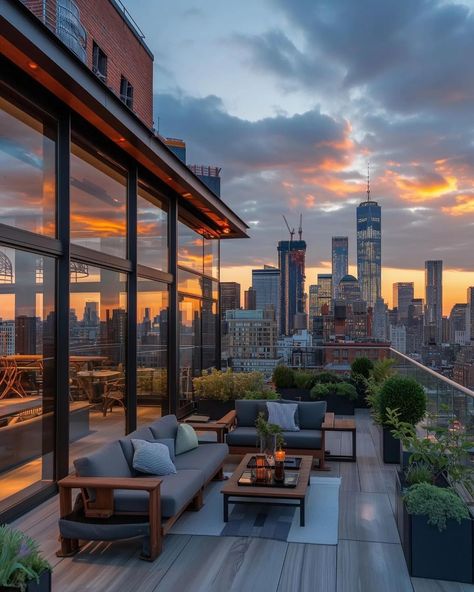 Dream New York City Loft? 🗽 - By: @luxrevive - #modernhomes #modernhome #modernarchitecture #villa #haus #interiorlove #dreamhouse… | Instagram Condo Aesthetic, Apartamento New York, Penthouse Aesthetic, Appartement New York, Nyc Penthouse, New York Penthouse, Apartment View, Dream Life House, Dream Apartment Decor