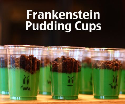 Frankenstein Pudding Cups Festa Hotel Transylvania, Hotel Transylvania Birthday, Hotel Transylvania Party, Halloween Movie Night, Fun Halloween Food, 10 Birthday, Pudding Cups, Special Halloween, Halloween Movie