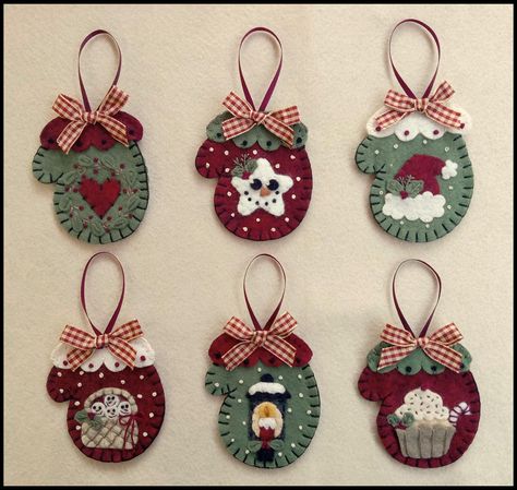 Six simply adorable little ornaments!  A perfect addition to any Christmas Tree! Each one measures approximately 2 3/4 inches and can be made using wool felt or wool. Stitch up a bunch and give as fun little gifts, or keep them all for yourself! Kits (with the pattern included) are available here... https://www.etsy.com/listing/1784490090/merry-mittens-wool-felt-ornament-kit This is an e-pattern and not a paper pattern! As soon as payment is received, your pattern will be available for downloadi Wool Ornaments Christmas, Felt Christmas Ornaments Patterns Free, Applique Christmas Ornaments, Christmas Handicrafts, Things To Sell On Etsy, Felt Mittens, Wool Ornaments, Sew Christmas, Applique Christmas