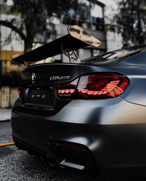 Beautiful Cars Wallpaper, Black Bmw M4, Speed Aesthetic, Bmw M4 Gts, M4 Gts, Black Bmw, Cars Wallpaper, Bmw Love, Bmw M4