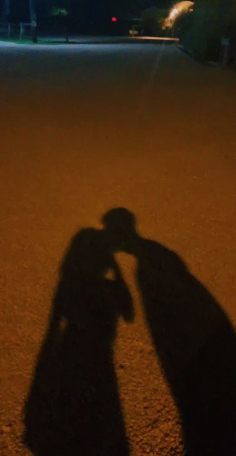 i never knew you could have moonlight in your hands Couple Goal Shadow, Cute Couple Pics Shadow, Kiss Picture Couple Shadow, Holding Hands At Night, Late Night Walks Couple Shadow, Boy And Girl Shadow, Shadow Pic, Creative Pregnancy Announcement, Girl Emoji