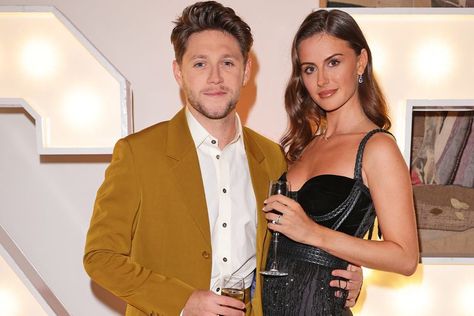 Niall Horan And Amelia Woolley, Niall Horan Girlfriend, Amelia Woolley, Songs About Her, Kathy Griffin, Irish Singers, Voice Coach, Irish Princess, The Girlfriends