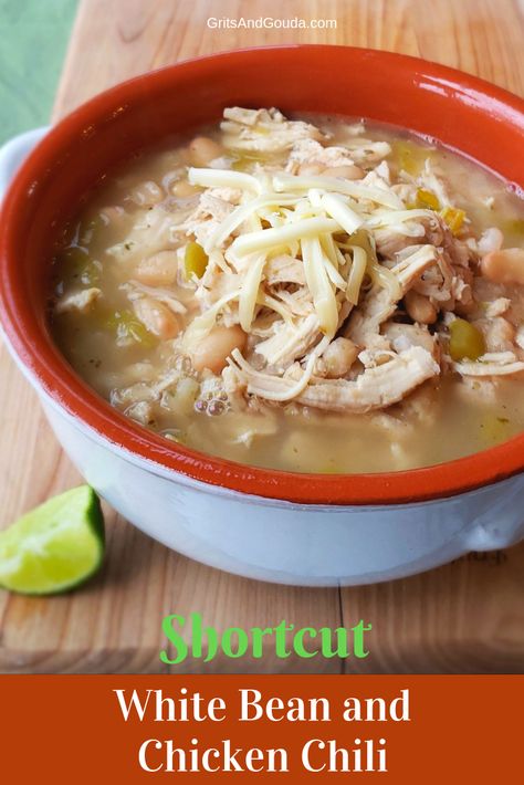 Shortcut White Bean Chicken Chili has all the flavor of slow cooked beans and chicken but uses canned beans so you can get dinner on the table quicker! Navy Bean Recipes, Turnip Green Soup, Chili Bean, Navy Bean Soup, Chicken Chili Crockpot, White Bean Chicken Chili, Navy Beans, Crockpot White Chicken Chili, White Chili