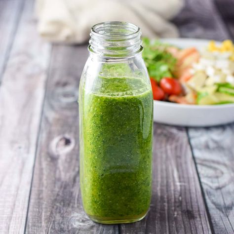 Chimichurri Salad, Chimichurri Dressing, Salad Dressing Recipe, Salad Dishes, Chimichurri Sauce, Eat Salad, Gluten Free Grains, Delish Recipes, Dinner Salads