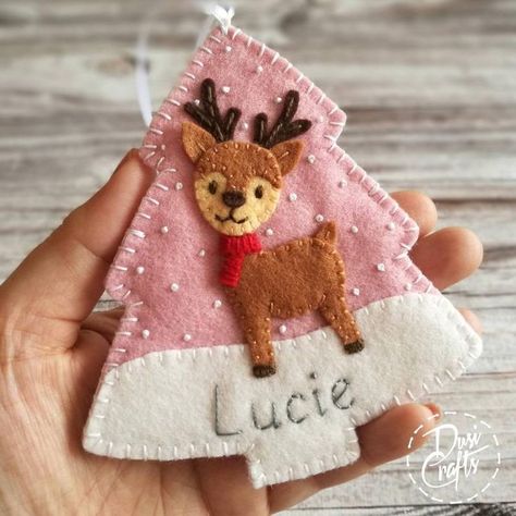 Wool Ornaments, Xmas Reindeer, Diy Felt Christmas Ornaments, Felt Ornaments Patterns, Wool Felt Projects, Felt Crafts Christmas, Felt Christmas Decorations, Christmas Felt, Felt Embroidery