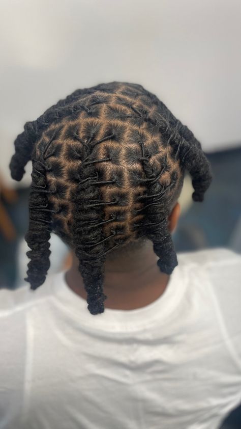 Barrel Locs Men, Mens Barrel Twist Locs, Loc Styles Barrel Twist, Barrel Roll Locs Men, Barrels Locs, Barrel Braids, Men Loc Styles, Mens Twists, Barrel Twist