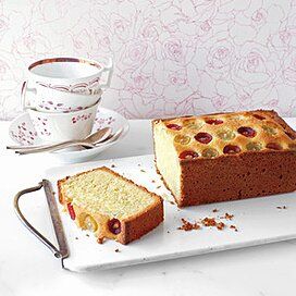 Tea Cake Recipe, Grape Tea, Red Sangria Recipes, Lucky Food, Tea Cakes Recipes, Grape Recipes, Tea Party Food, Tea Cake, Sangria Recipes