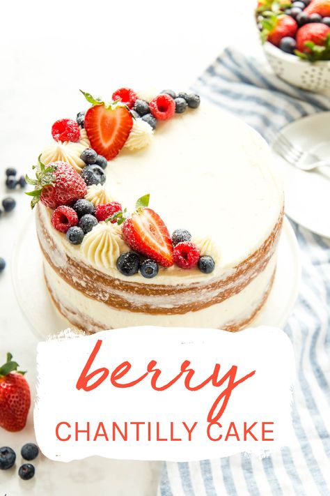 Berry Chantilly Cake Recipe, Fresh Berries Cake, Chantilly Cake Recipe, Berry Cake Recipe, Berry Chantilly Cake, Chantilly Cake, Fruit Birthday Cake, Fresh Fruit Cake, Fruity Cake