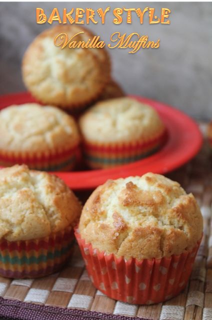 Vanilla Muffins Recipe, Assorted Muffins, Vanille Muffins, Basic Muffin, Basic Muffin Recipe, Eggless Cakes, Healthy Muffin, Bakery Treats, Vanilla Muffins