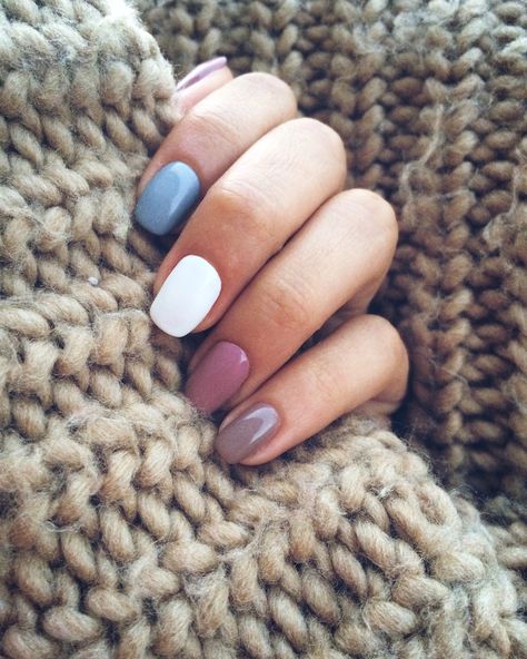 Gel Nails Ideas Winter Colors, Nail Color Ideas Multicolor, Winter Nails Multicolor, Multicolored Nails Winter, Multi Colored Nails Winter, Winter Multicolor Nails, Nails Multicolor, Multicolor Nails, Winter Nail Colors