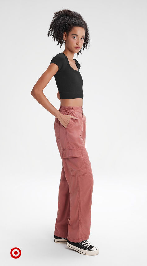 Utility meets Y2K charm with these high-waisted cargo pants. Add a relaxed vibe to your fall fashion essentials—style with a cropped tee & sneakers for a casual-chic outift. Utility Pants Outfit, Straight Leg Cargo Pants, High Waisted Cargo Pants, Europe 2024, December 01, Teacher Clothes, Drawing Lesson, Queer Fashion, Cute Pants