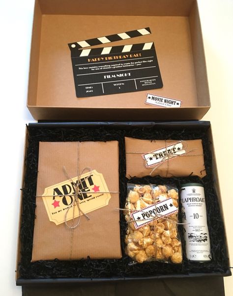 Gift Box Themes, Movie Date Box Gift Ideas, Themed Box Gifts, Gift Box Ideas Chocolate, Movie Gift Box Ideas, Movie Gifts Ideas, Movie Night Gift Box Ideas, Gift Box Theme Ideas, Movie Themed Gifts