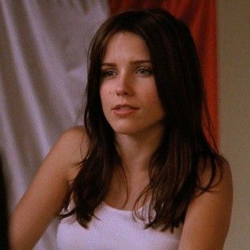 Brooke Davis Hair, One Tree Hill Brooke, Chelsea Kane, Tv Show Couples, Brooke Davis, Regina George, Sophia Bush, Tree Hill, One Tree Hill