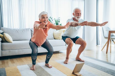 Low-impact functional exercises that replicate daily tasks can help you stay active and independent as you age. Bodyweight Strength Training, Lunge Workout, Lower Body Muscles, Weight Bearing Exercises, Single Leg Deadlift, 7 Minute Workout, Weight Training Workouts, Body Weight Training, Upper Body Strength