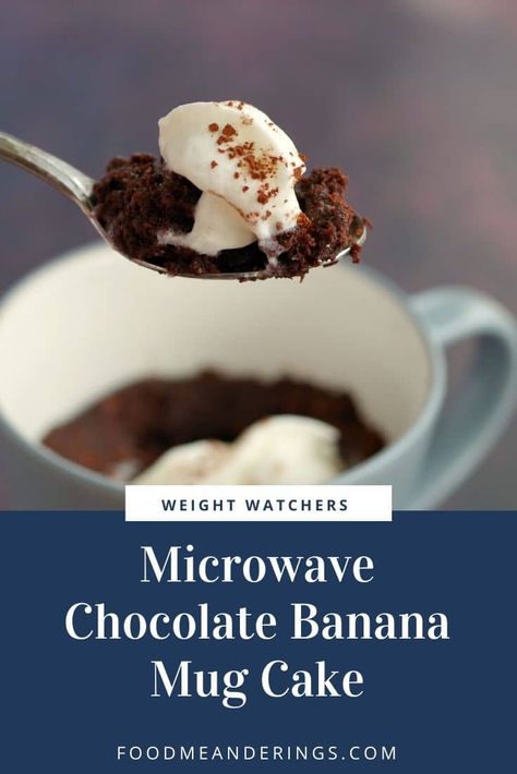 This Microwave Chocolate Banana Mug Cake is flourless, gluten-free, healthy and Weight Watchers Friendly at only 2 points on the blue plan (it's a big portion so it can be split) . It takes under 2 minutes to make and will totally satisfy that chocolate craving! #banana #chocolate #egg #mugcake #microwave #weightwatchers #wwrecipe #healthy #flourlesscake #glutenfreecake Weight Watcher Mug Cake, Gluten Free Cake Recipes, Gluten Free Weight Watchers, Microwave Mug Cake, Gluten Free Mug Cake, Banana Mug Cake, Microwave Mug, Plats Weight Watchers, Gluten Free Cake Recipe