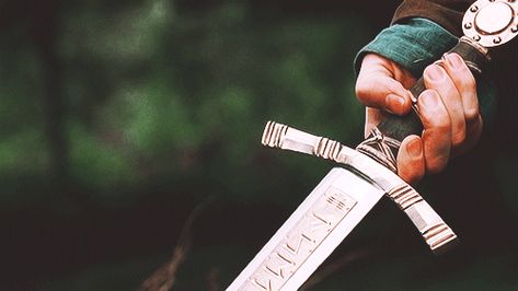 Medieval | Gif Hunt - 5: Swords - Wattpad Captive Prince, Arthurian Legend, Merlin And Arthur, Yennefer Of Vengerberg, Arthur Pendragon, Jaime Lannister, Fantasy Aesthetic, Aesthetic Gif, 판타지 아트