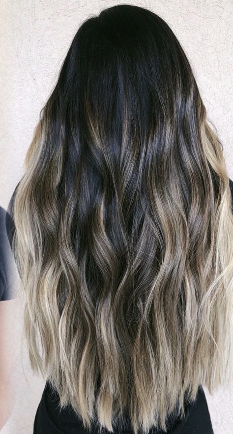 Black Root Melt Blonde Hair, Light Ends On Dark Hair, Dark And Blonde Balayage, Peek A Boo Balayage, Dark Roots Light Ends Brunettes, Balayage Hair Dark Roots, Black To Blonde Balayage, Brown Hair Cuts, Color Melting Hair