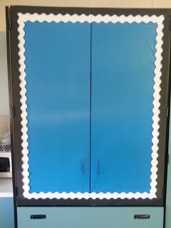 Mrs. Crofts' Classroom: Using Cupboards for Display Classroom Cupboard Decoration Ideas, Classroom Cupboard Decor, Cupboard Decorating Ideas, Cupboard Decor, Teaching Classroom Decor, Jr High, I Can Statements, 4th Grade Classroom, 3rd Grade Classroom