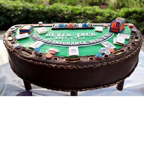 Casino Inspired Blackjack Cake, Groom Wedding Cakes, Wedding Cake Photos, Cakes Wedding, Cool Wedding Cakes, Special Cake, Grooms Cake, Wedding Cake Designs, Jack Black