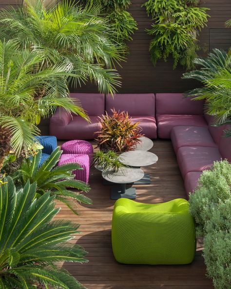 Paola Lenti Official (@paola_lenti_official) • Instagram photos and videos Paola Lenti Outdoor, Crazy Home, Paola Lenti, Organic Architecture, Apartment Balcony Decorating, Modern Exterior, Balcony Garden, Pool Designs, Outdoor Sectional Sofa