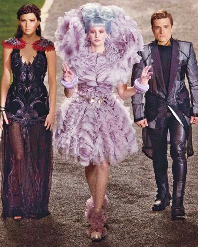 Hunger Games Costume, Hunger Games Outfits, Capitol Couture, Hunger Games Fashion, Effie Trinket, Skirt Diy, Make Up Inspiration, Hunger Games 3, Septième Art