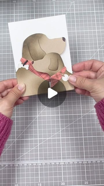 Handmade Dog Cards, Dog Cards Ideas, Bibi Cameron, Pop Up Christmas Cards, Dogs Hugging, Pop Up Card Templates, Inspiration Cards, Moving Cards, Gatefold Cards