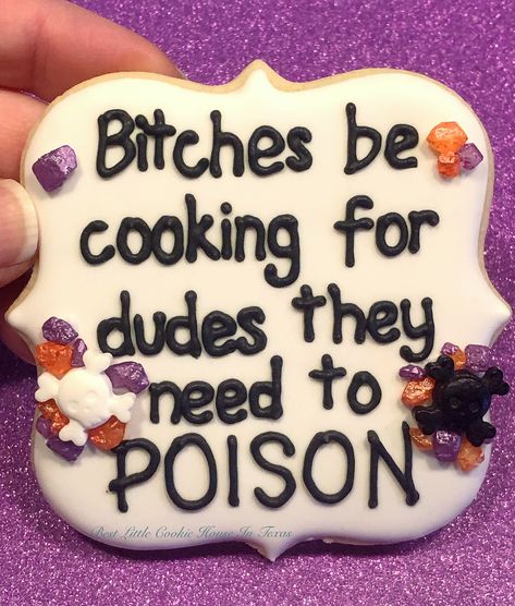 Anti Valentines Day Desserts, Funny Halloween Cookies, Funny Decorated Cookies, Funny Sugar Cookies, Funny Cookies Decorated, Funny Cookies, Halloween Biscuits, Funny Cakes, Cookie Quotes