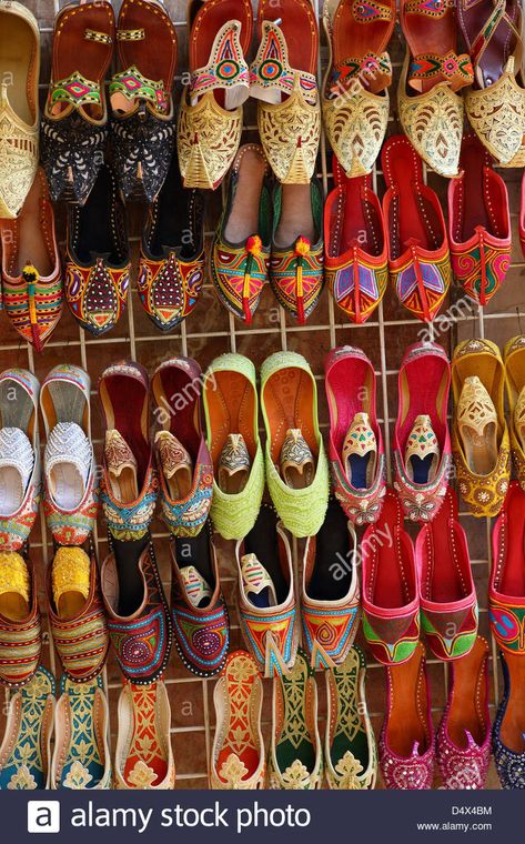 Download this stock image: Colorful shoes on display at market in Dubai, United Arab Emirates - D4X4BM from Alamy's library of millions of high resolution stock photos, illustrations and vectors. Dubai United Arab Emirates, Colorful Shoes, Arab Emirates, United Arab Emirates, On Display, In Dubai, Dubai, Photo Image, Vector Illustration