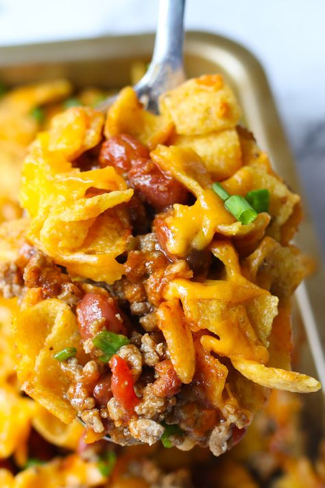 Frito Chili Pie Frito Chili Pie Casserole, Frito Recipes, Chilli Pie, Frito Recipe, Frito Chili, Frito Chili Pie, Chili Pie, Slow Cooker Chicken Fajitas, Savoury Pies